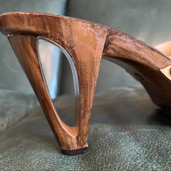 Summer slip on heels. 8.5 - Picture 4 of 5